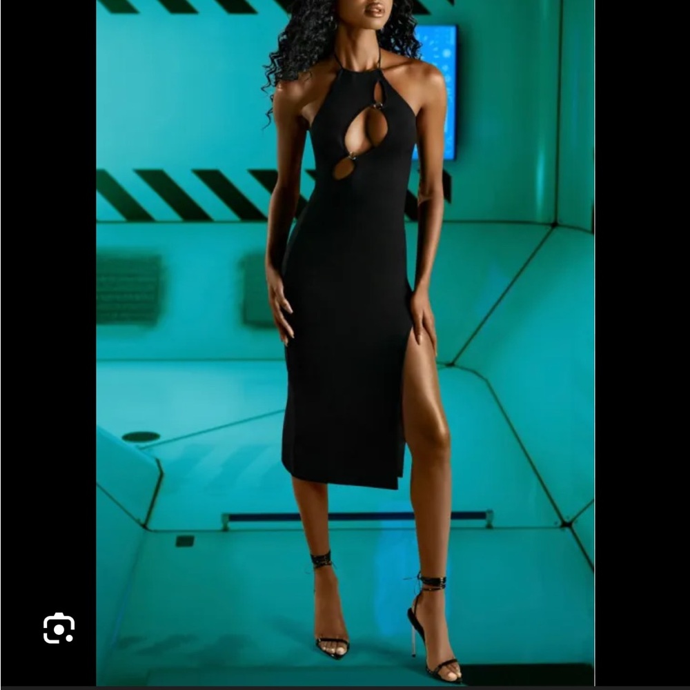 Ohpolly cut out midi dress black aize2 like new